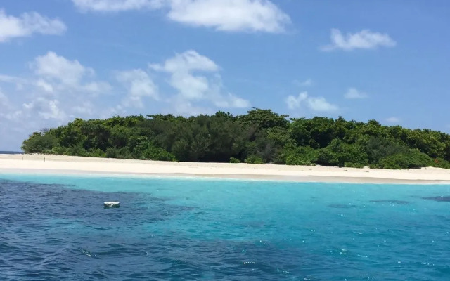 Dhonveli Residence