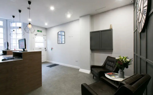 Townhouse 16 Ilford Hill