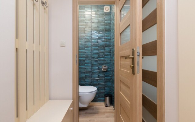 Apartment Rejtana Warszawa by Renters