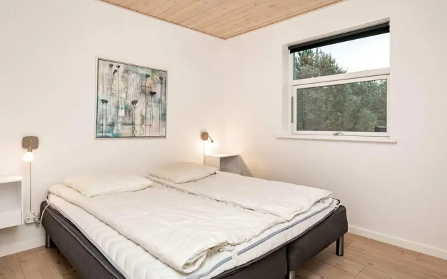 14 Person Holiday Home in Hojslev