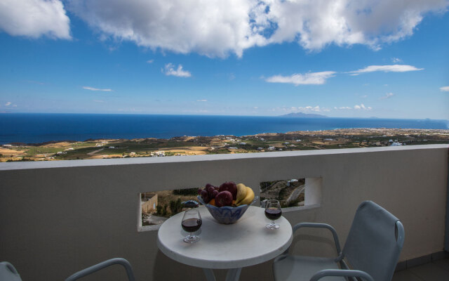 Erato Apartments