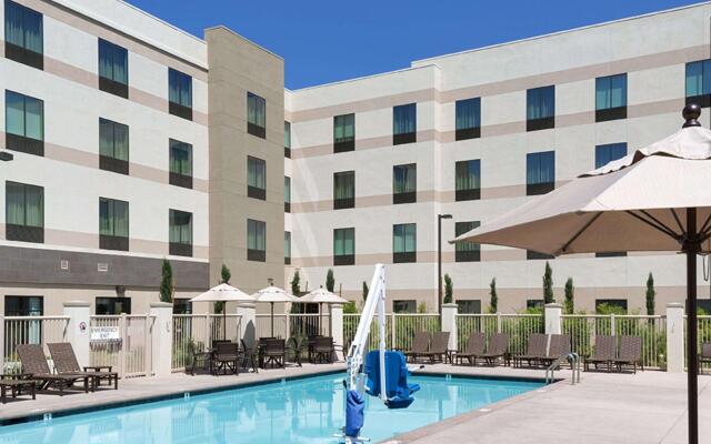 Hampton Inn & Suites Murrieta Temecula