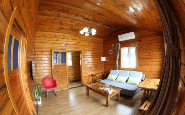 Yun Ju Courtyard Apartment