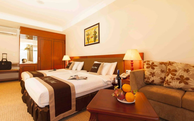 TTC Hotel Deluxe Tan Binh