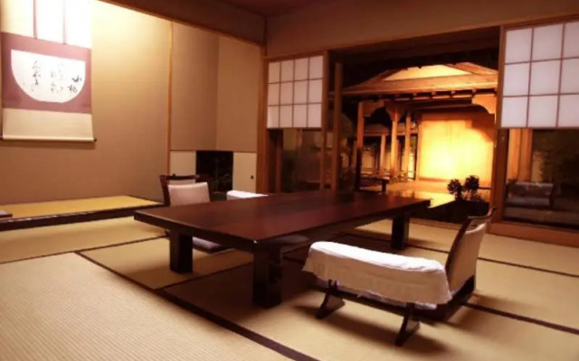 Atamisekitei Annex Sakuragaokasaryo
