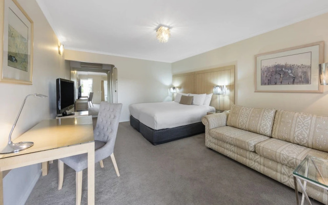 The Carrington Hotel