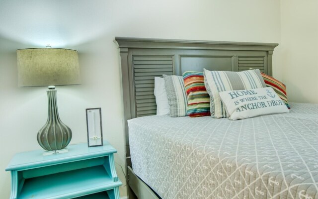 7 D, One Bedroom Condo