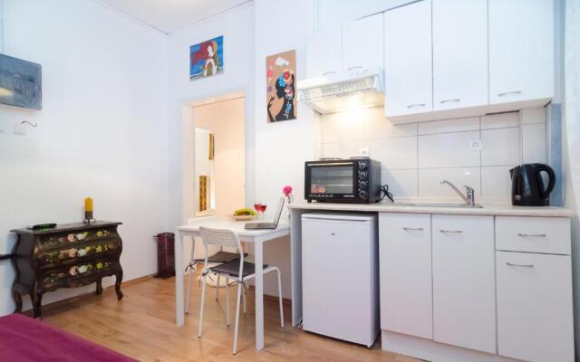 Aristotelous street small apartment