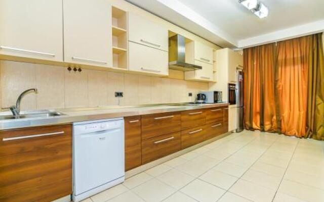Baku City Apartment
