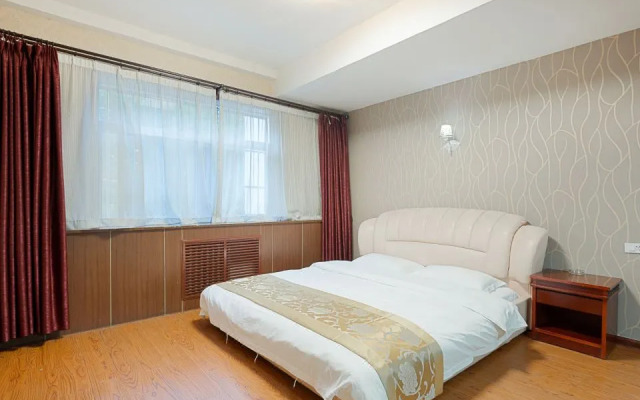 XinYuHaoHotel（formerlyOrientalPearlHotel）