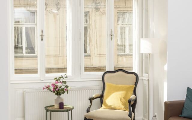 Senator Suite Stephansplatz by Welcome2Vienna