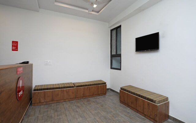 OYO 10176 Hotel Bluebell