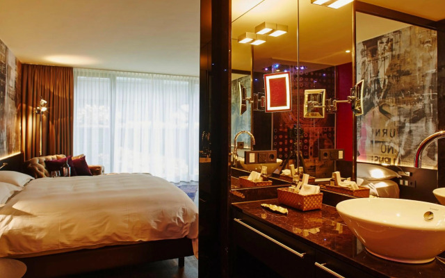 Savoy Hotel