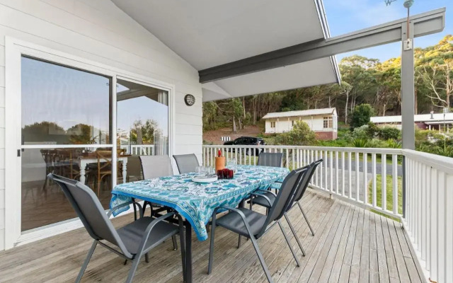 24 Hyam Road Hyams Beach