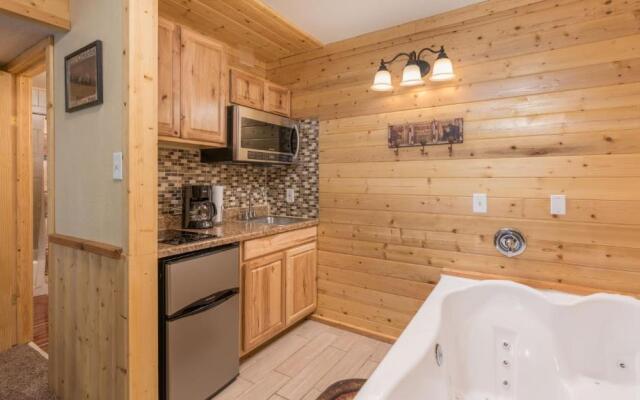 Upper Canyon Inn & Cabins