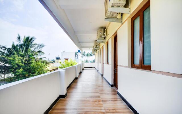 OYO Flagship 63029 Aruthraa Residency