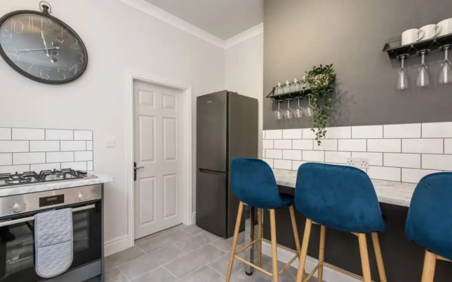 Host Apartments Seel St Townhouse Apt I