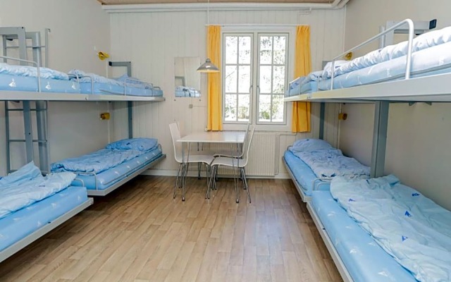 Rønne Vandrerhjem - Hostel