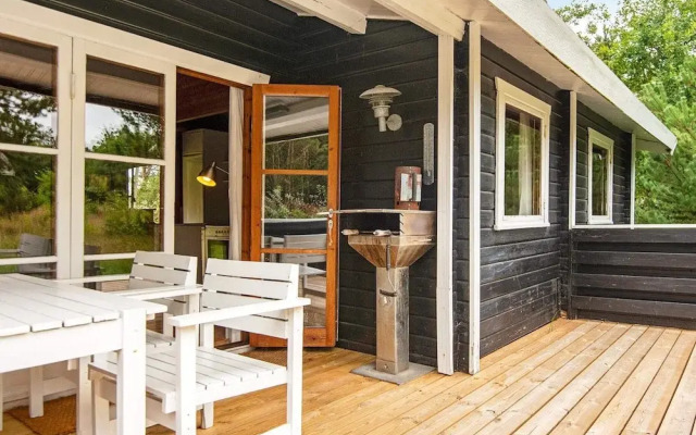 6 Person Holiday Home in Henne-by Traum