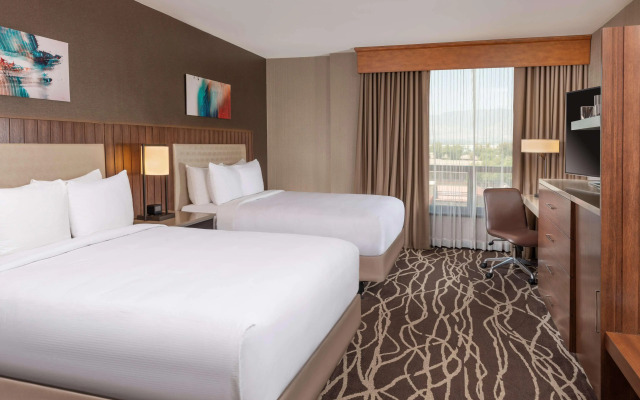 DoubleTree by Hilton Hotel San Bernardino