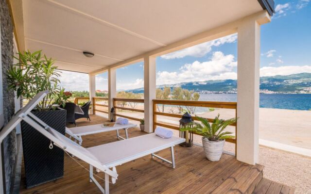 Sea View Mobile Home ilo