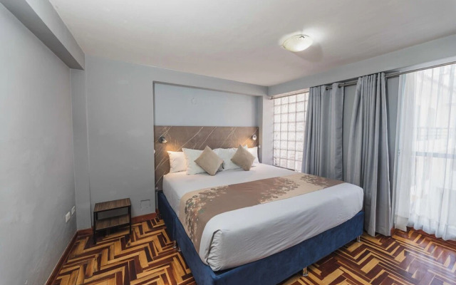 San Pedro Apartments