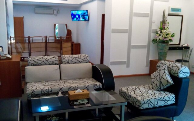 Hotel Kan Kaw