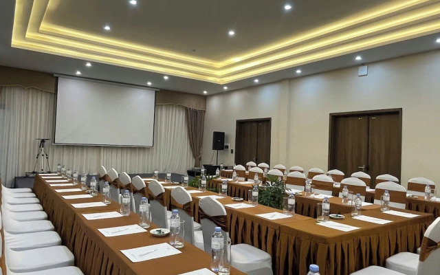 Athena Premier Resort Ninh Bình