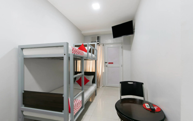 OYO 152 Sangco Condotel