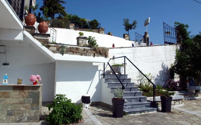 Paradeisos Double Room 1