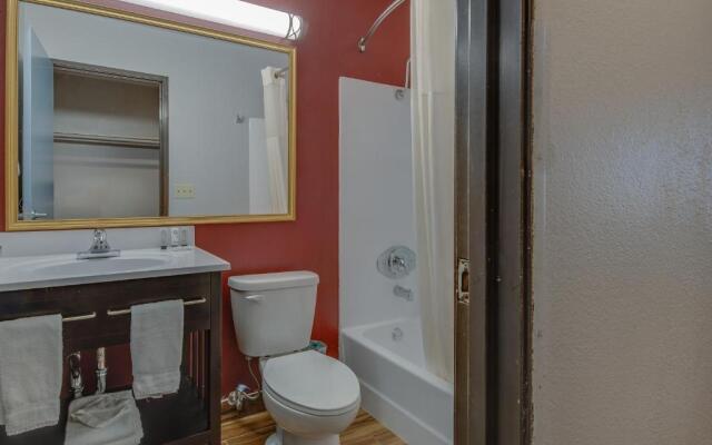 Americas Best Value Inn Hayward