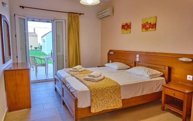 Beachside Bungalows Acharavi Corfu