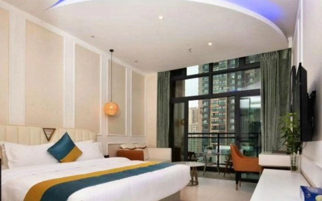 Sunny Hotel