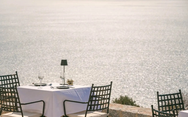 Ariá Estate Suites & Spa