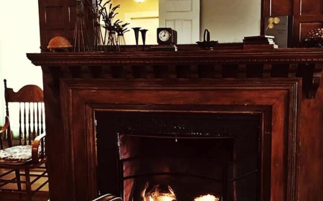 The Pawling House Bed & Breakfast