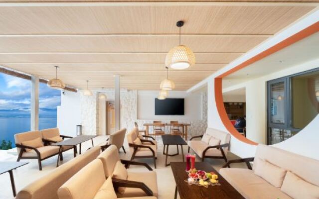 Yunyi Boutique Lake View Inn