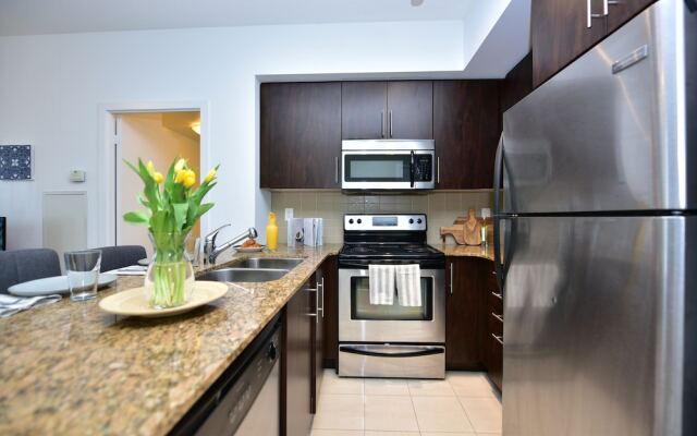 Sarkar Suites - Maple Leaf Square