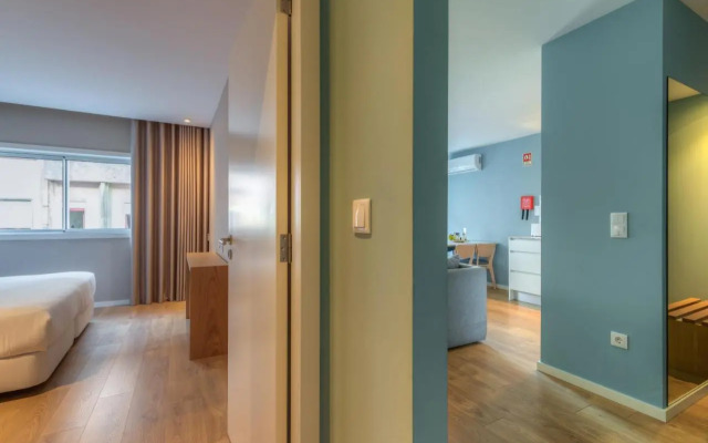 Spot Family Apartments