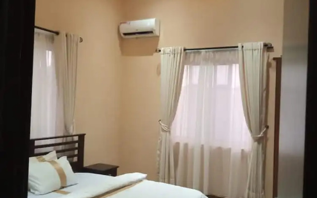 Stunning 2-bedroom, 3-bathroom Apartment Lekki 2