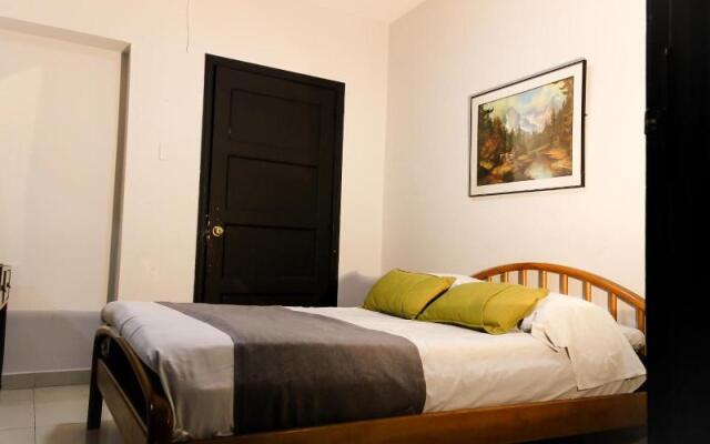 1083 Los Cerros de Bogotá