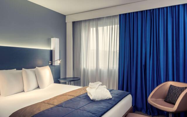 Mercure Paris Massy Gare TGV