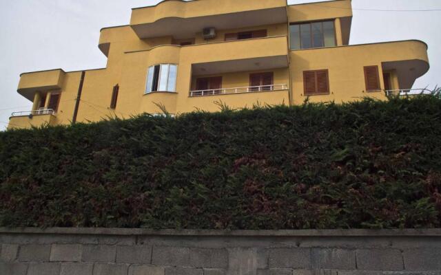 Apartments Vila"Çala"