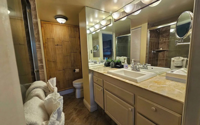 White Sands Village #309 A/c, Tennis & Pool!