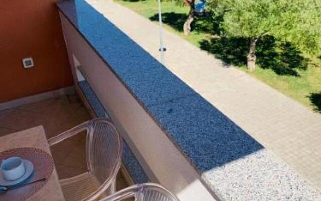 Apartments Nika Sukošan