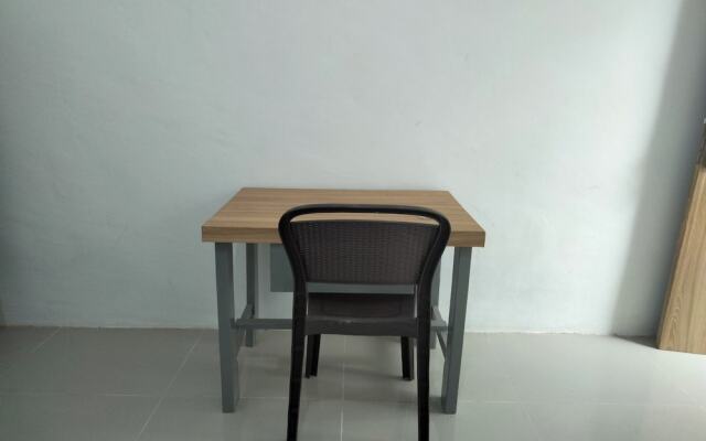 OYO Life 93054 Th Residence 135 Syariah
