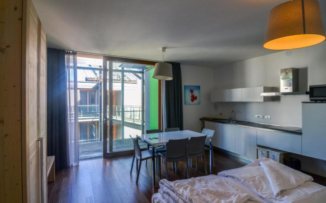 Komodo Short Stay Apartments