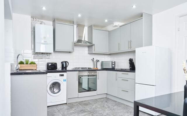 Stunning 3-bed House in Central Milton Keynes