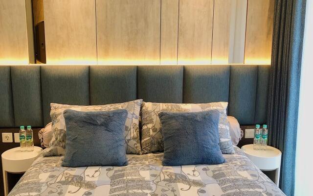 Gold Coast PIK Sea View Apartments by LongeSuites