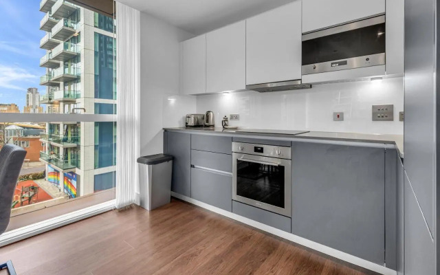 Maine Tower at Canary Wharf by MySquare