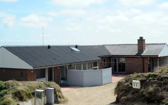 9 Person Holiday Home in Ringkobing